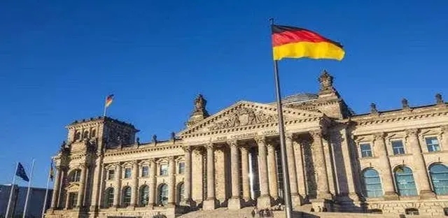 5ec2475f68485.jpg 7777.webp.jpg